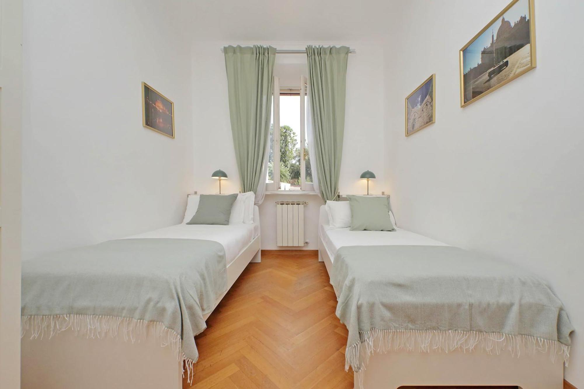 Ych-Comfortable 2 Bedrooms Flat Near Colosseum Rom Exterior foto