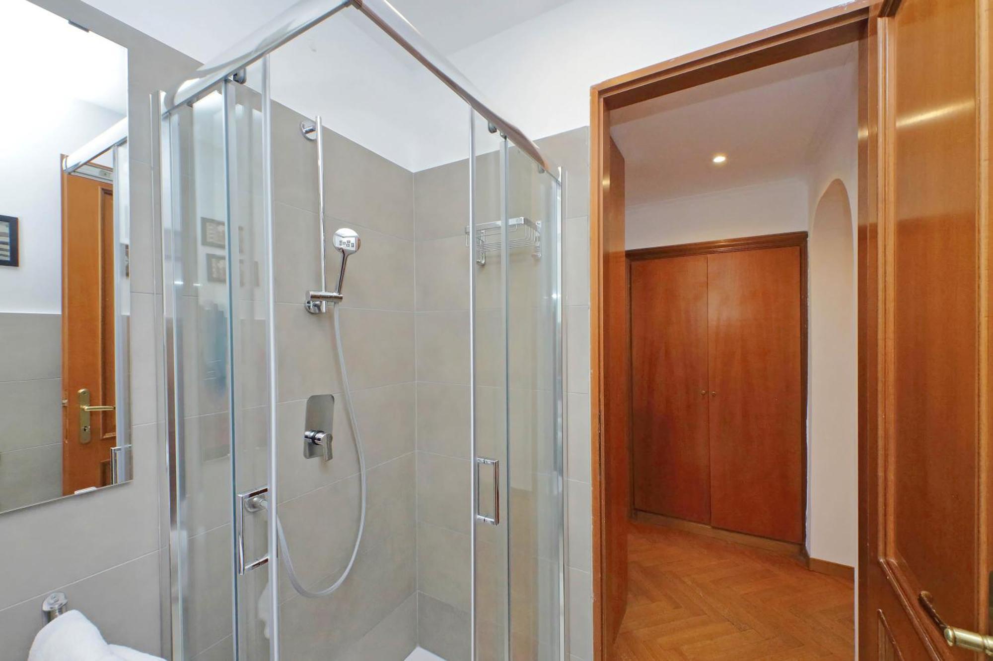 Ych-Comfortable 2 Bedrooms Flat Near Colosseum Rom Exterior foto